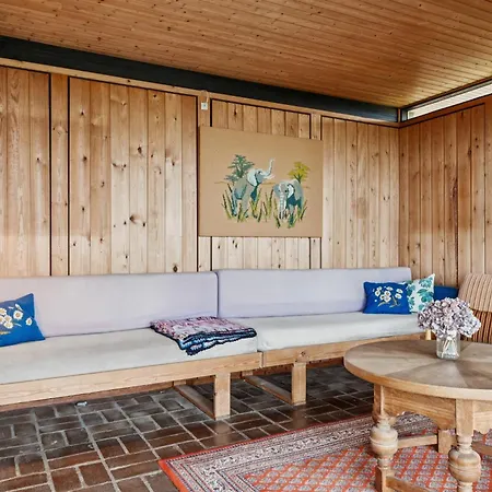 Cozy Vacation With Terrace & Beautiful Views