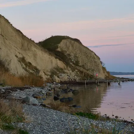 Cozy Vacation With Terrace & Beautiful Views * Kalundborg